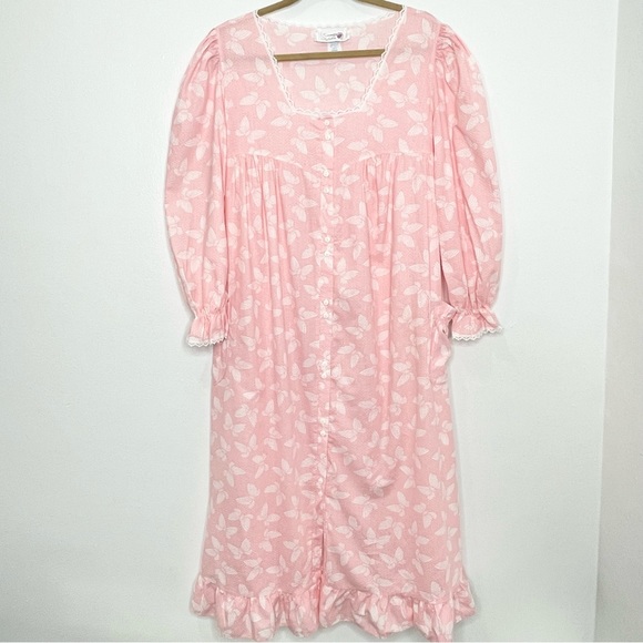 Sincerely Natalie VTG Nightgown in a Pink Butterfly Print Size L Made in USA - Picture 1 of 5